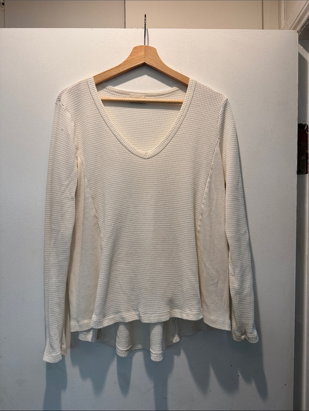 T.La V-Neck Waffle Knit Long Sleeve Top in Cream